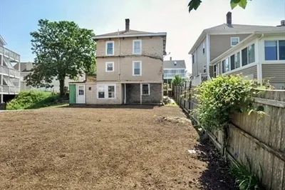 6 Montana Ave 1