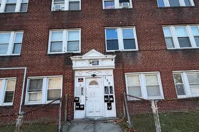 150 Walnut Avenue 1
