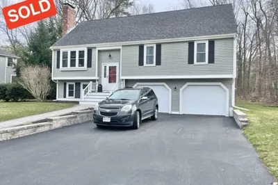 76 Jamestown Road