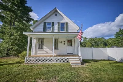 62 Chestnut St 1