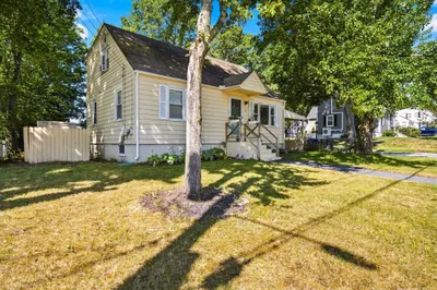 26 Sunset Rd 1