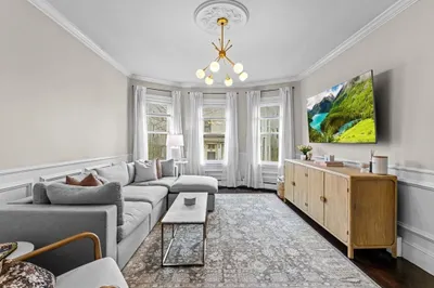 37 Moseley St #2