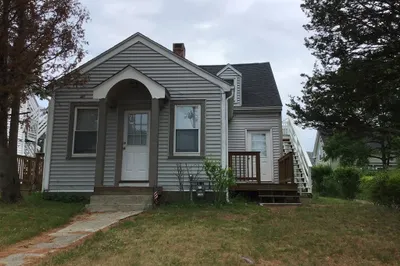 52 Sea St