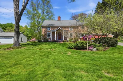20 Arbor Ln 1