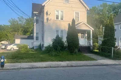 62 Alexander St