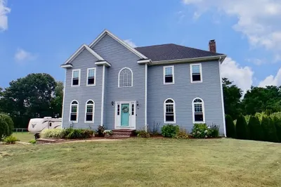 35 Brownfield Dr 1