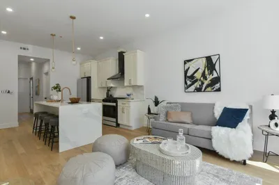 24 Marion St #2