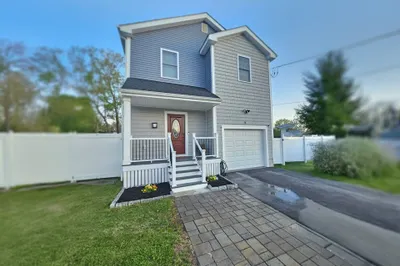 9 Hall St 1