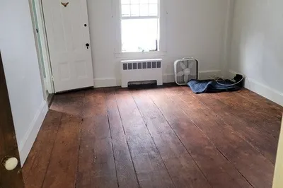 110 Front St #3