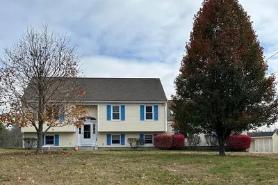 53 Vaine St 1