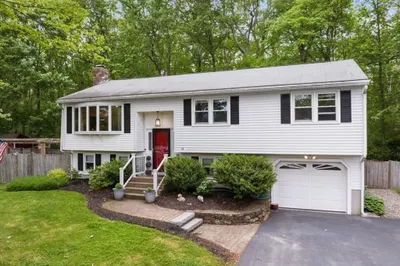 14 Bradford Rd
