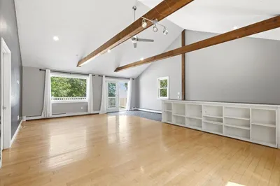 83 Hillside Dr 1