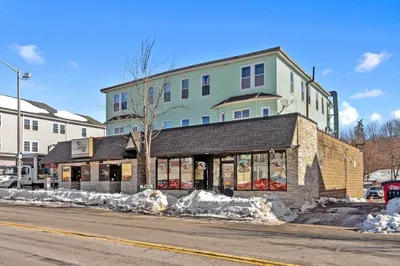 249 Lincoln St 1