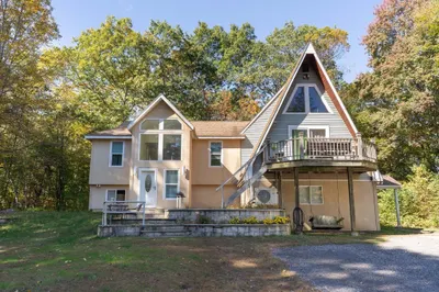 68 Lyon Rd 1