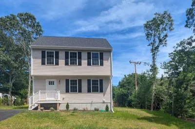 37 Mayflower Way 1
