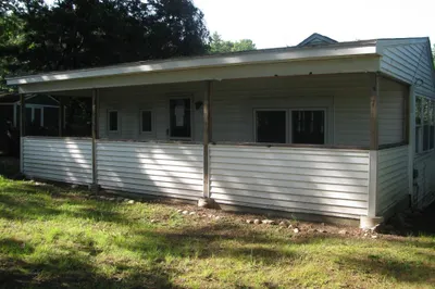 128 N Lake Ave 1