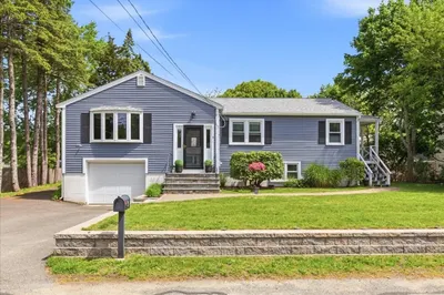 9 Cushing Dr 1