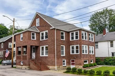 10 Nantasket Ave #1