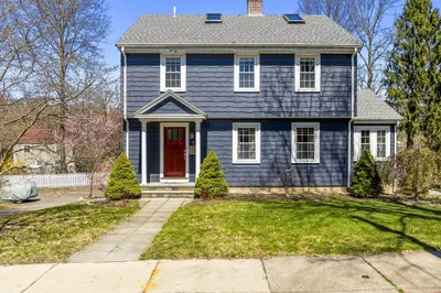 9 Buchanan Rd