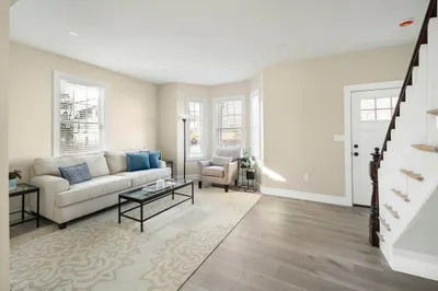 33 Salem St #1