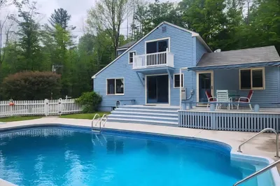 489 West Cummington Rd 1