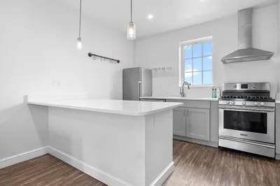 105 Broadway #2