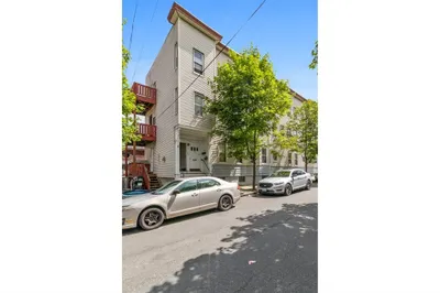 7 Boylston Street #3