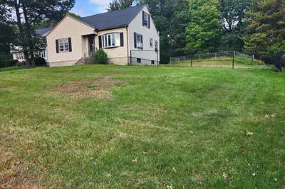 4 Westview Ave 1