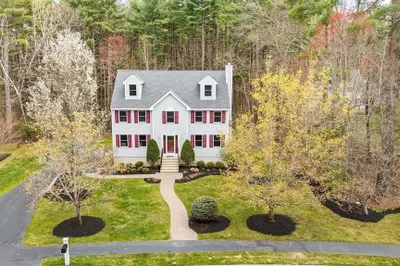 17 Seneca Lane 1