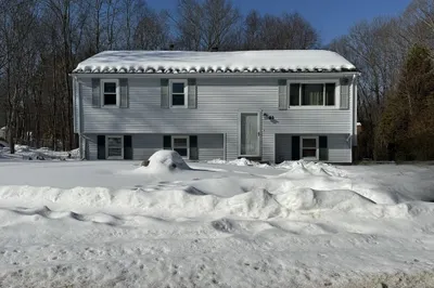 81 Thayer St 1