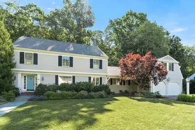 10 Colgate Rd 1