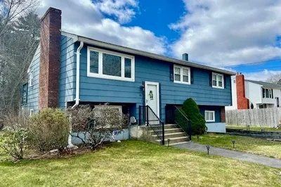 516 Hodges St 1