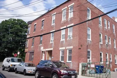 33 Gay Head St #3 1