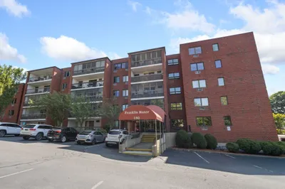 180 Green Street #411 1