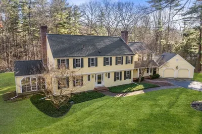 140 Cherry Brook Rd 1