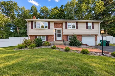 27 Mary Kennedy Dr 1