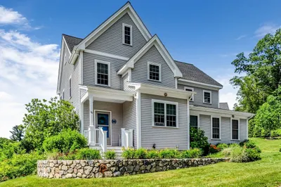 130 Black Horse Place #130 1