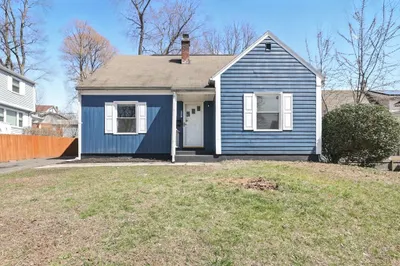207 Euclid Ave