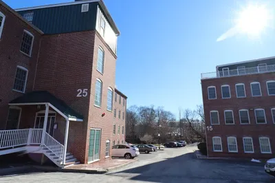 25 Cedar Street #10 1