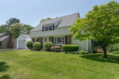5 Woodland Dr 1