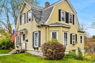 11 Williams St