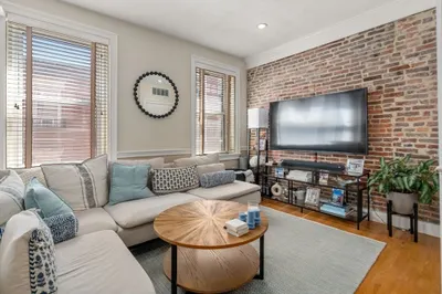 34 Clark Street #7