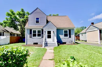 100 Haskin St