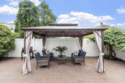 39 Grant Road