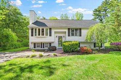 26 Fleetwood Dr