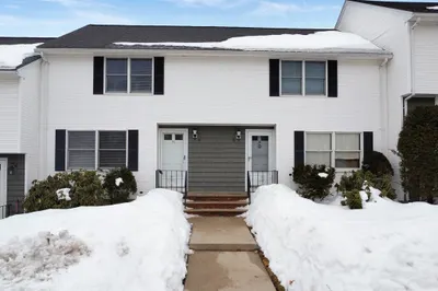 16 Christopher Drive #38