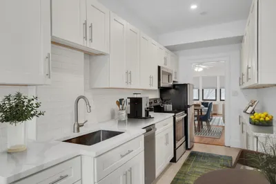 137 Englewood Ave #5 1