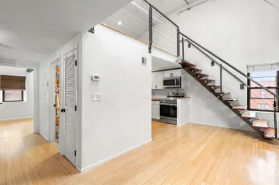 148 F St #4
