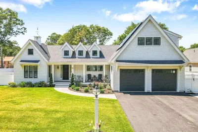25 Clam Lane
