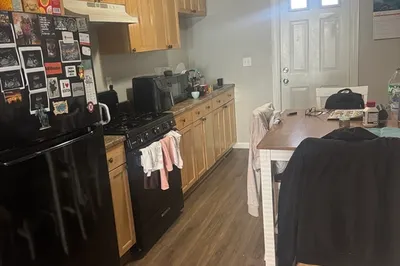 134 Pearl St #2 1